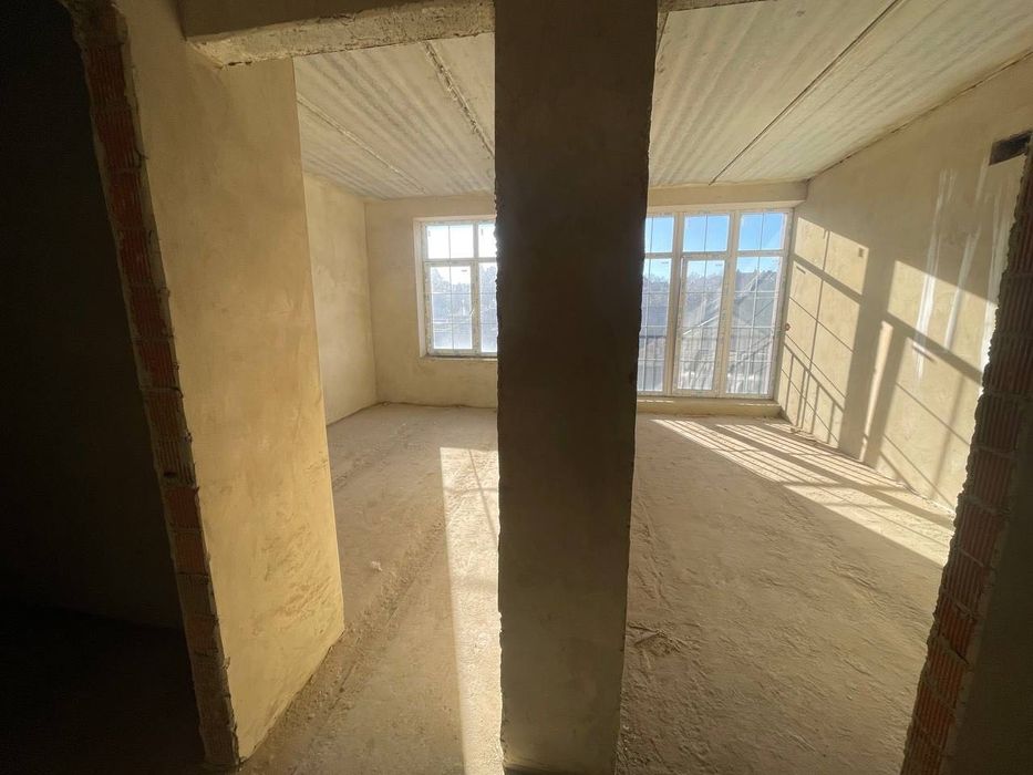 Продам квартиру 40м2/поверх на вибір