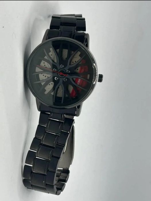 Наручний годинник у стилі колеса з супортами колір чорний металлік