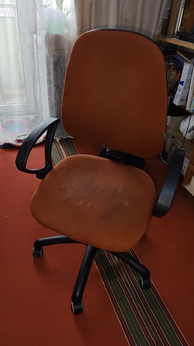 Стул комп'ютерний б/у