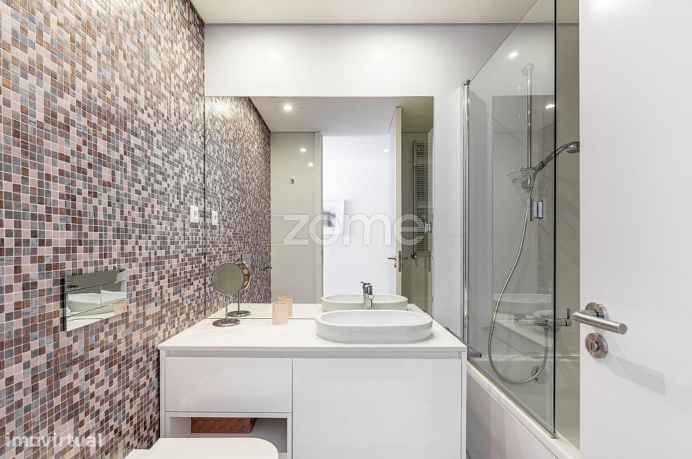 Moradia T5 em Palmeira, Braga