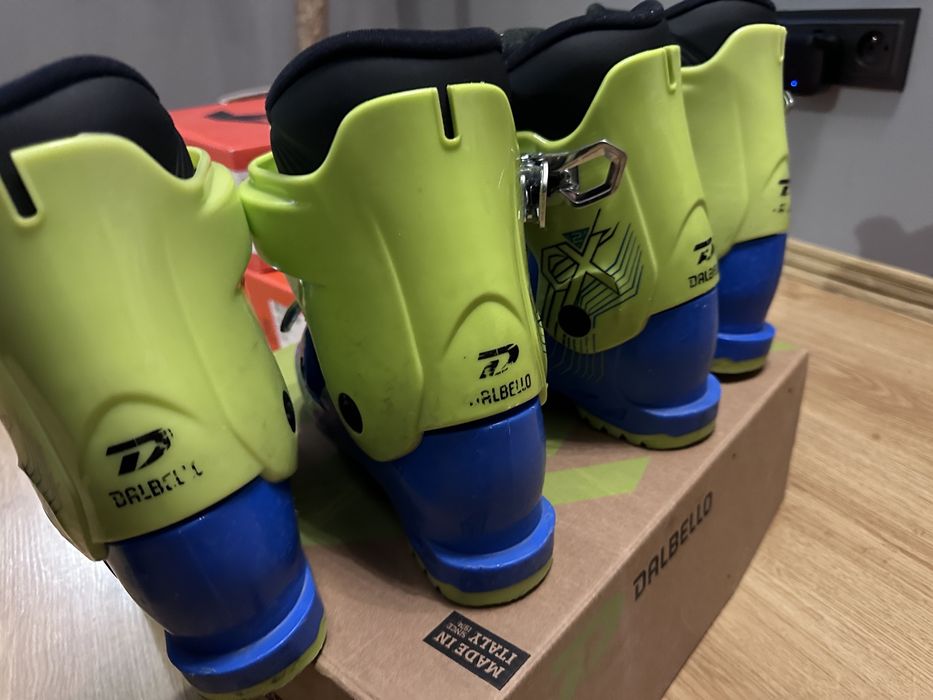 Buty narciarskie dziecięce Dalbello.  32,5