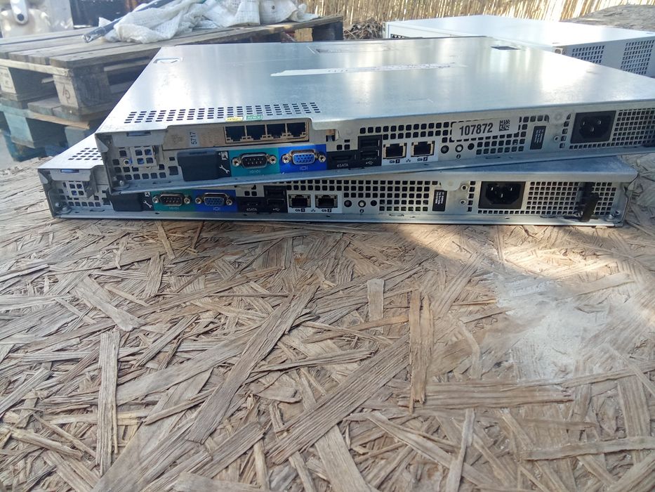 Servidor hpDell PowerEdge R210 Quad-Core X3430 | 8GB | 2x1TB HDD | 1 U Server + Dell PowerEdge R210 II