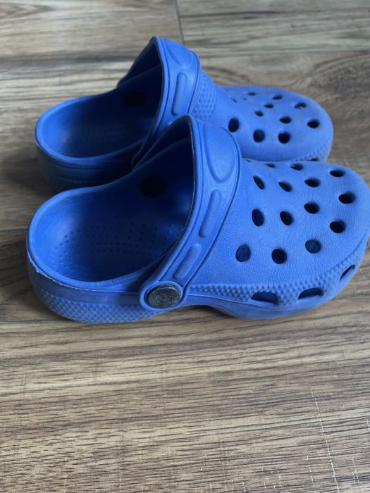 Buty do wody z pianki dla dziecka rozmiar 25