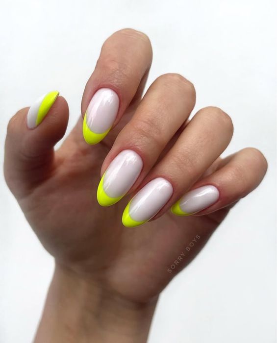 Манікюр,педикюр, нарощення нігтів,метро Олімпійська