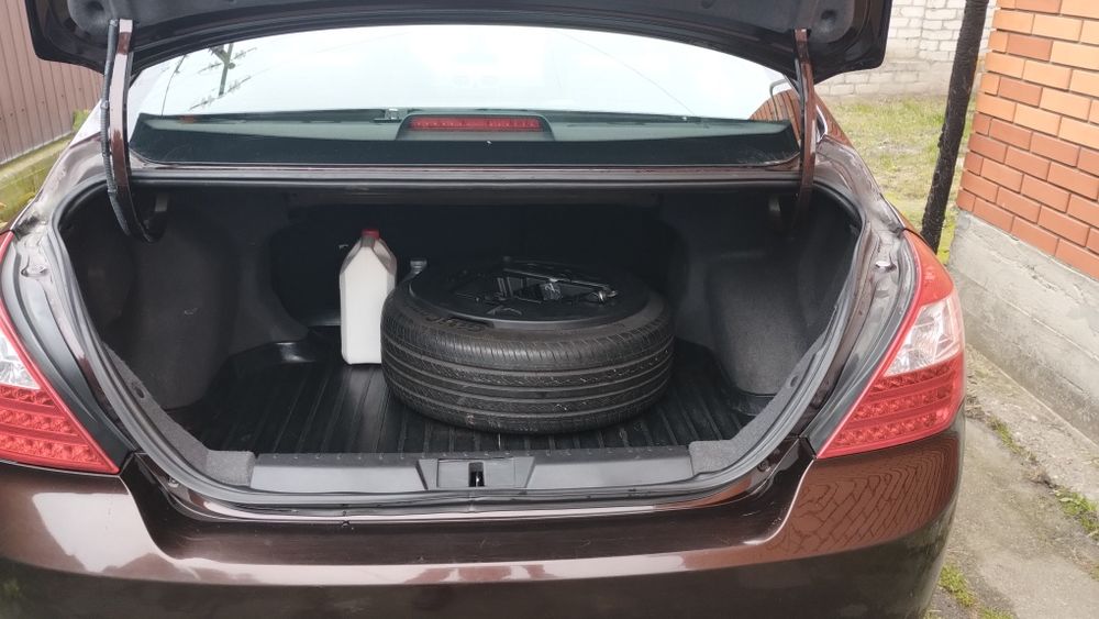 Автомобіль Gelly Emgrand 7 1.8