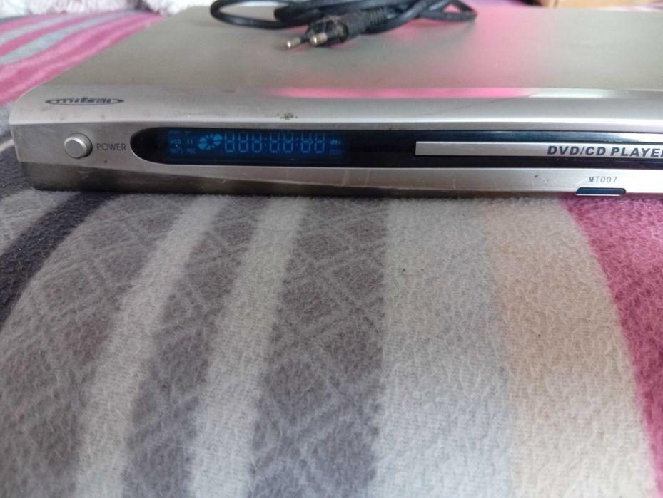 Leitor de DVD pouco uso