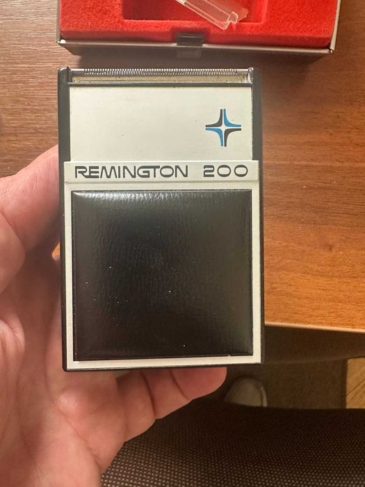 Электробритва REMINGTON selectric 200