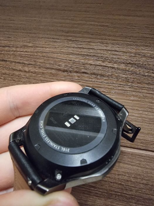 Часы Samsung Gear S3 Frontier