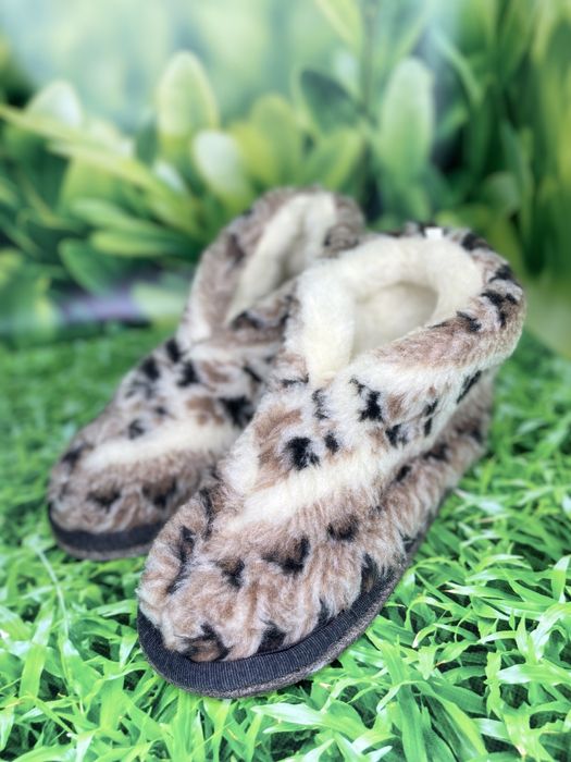 Чуні хутряні, чуні на овчині, взуття для дому