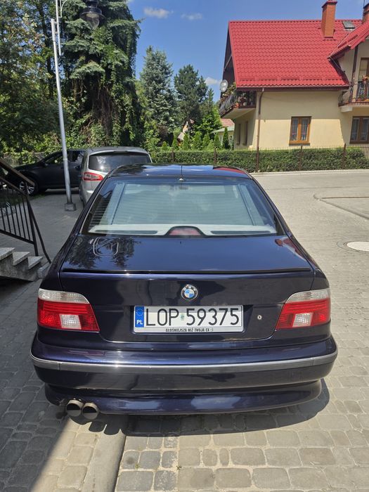Sprzedam/zamienię BMW e39 M-Pakiet 2.8 sama benzyna, prawdopodobnie poszły uszczelniacze