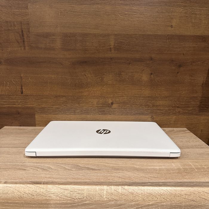Ноутбук hp laptop 15 i7-7500 / 8 ram / 240