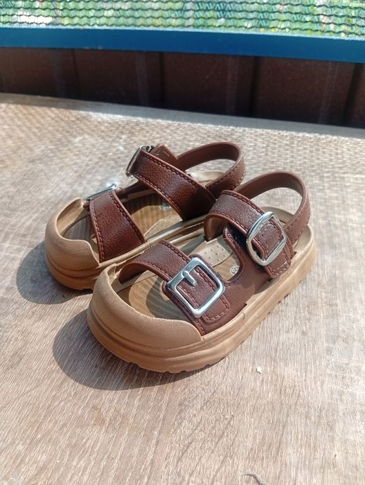 Дитяча літнє взуття