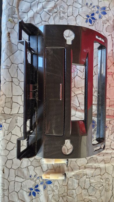 Центральна консоль в торпедо Citroen C4