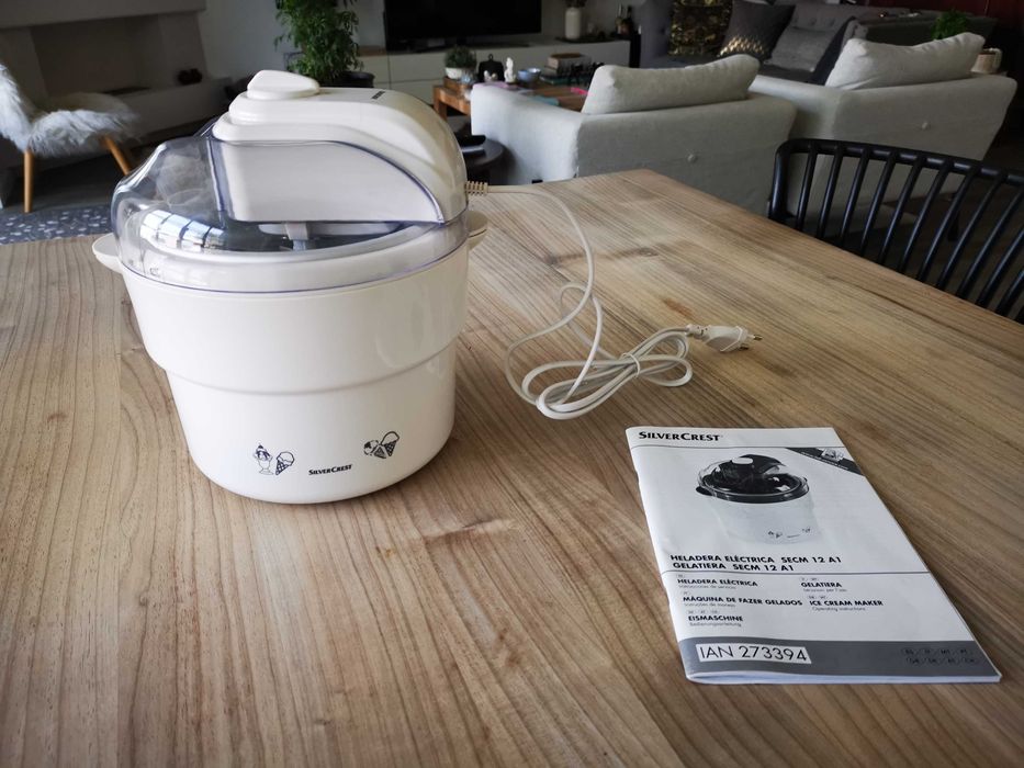 Máquina de fazer gelados