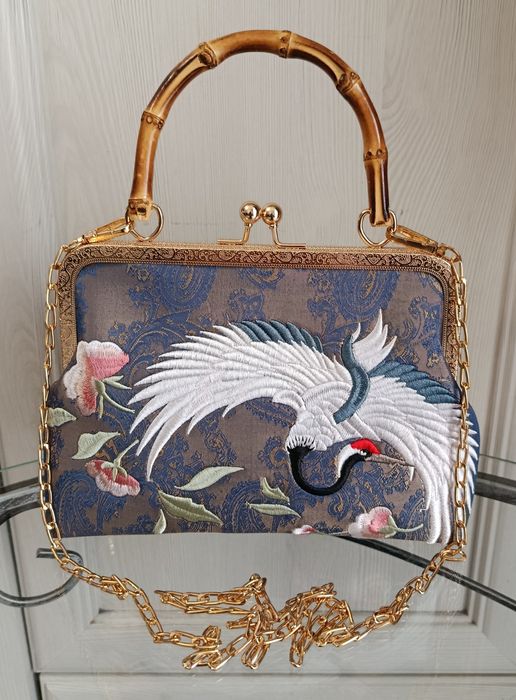 Zjawiskowa torebka listonoszka kuferek haftowana żakardowa vintage cottage boho scenka jakość