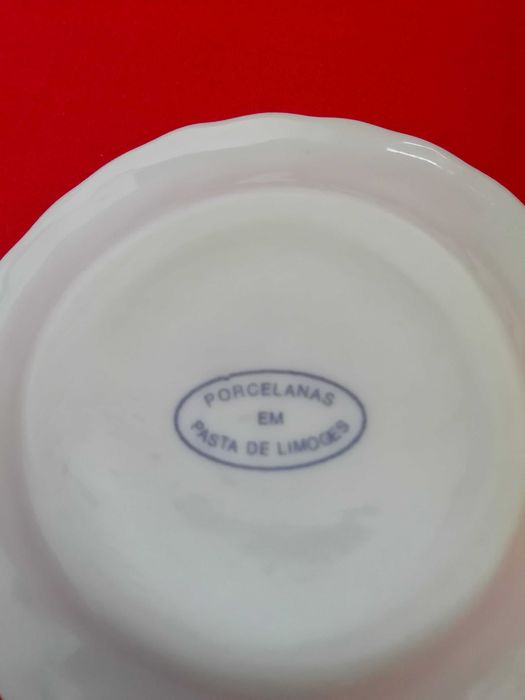 Chávena em porcelana pasta de Limoges – Miniatura de coleção