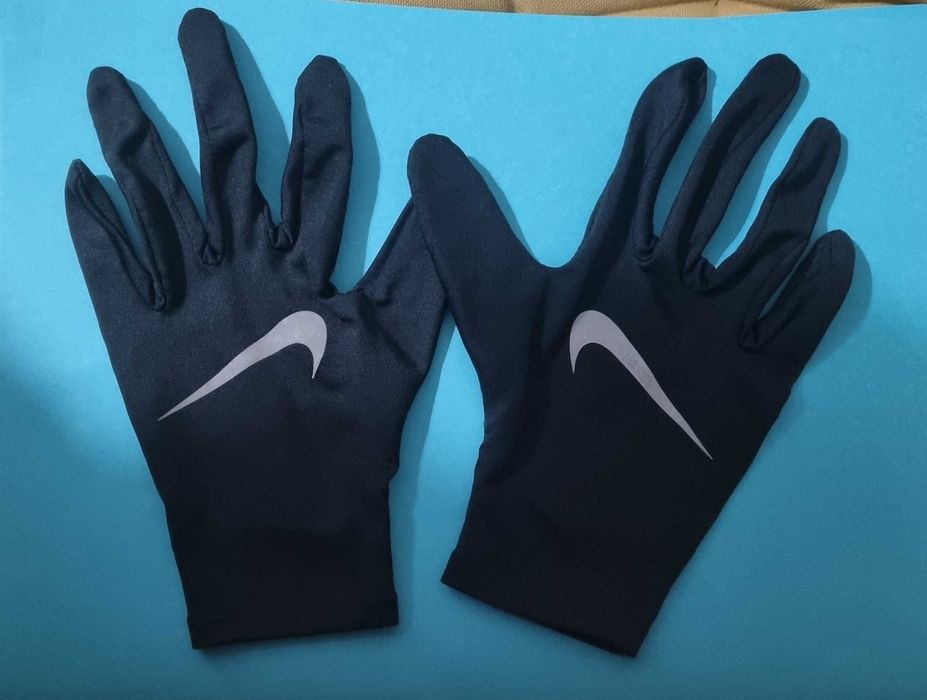 Luvas da Nike pretas‼️