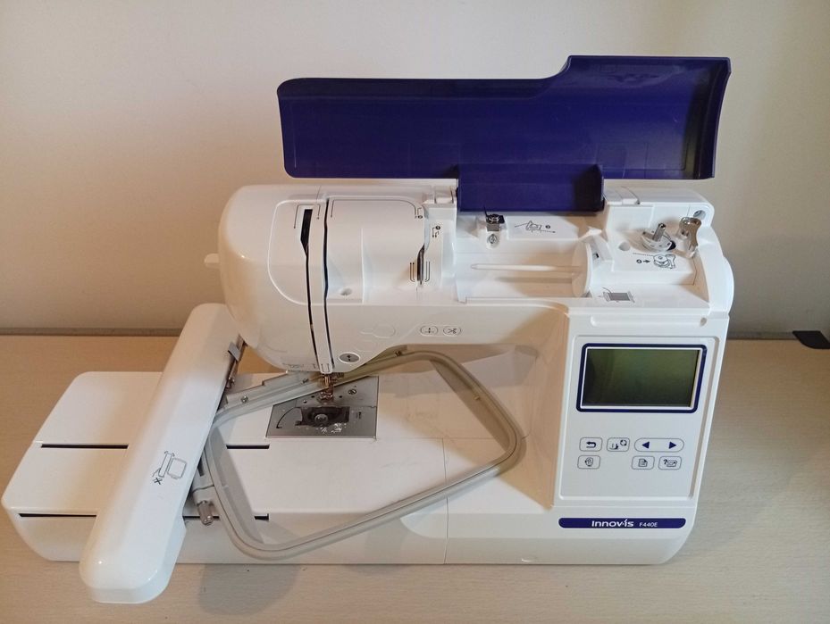 Máquina de Bordar Brother Innovis