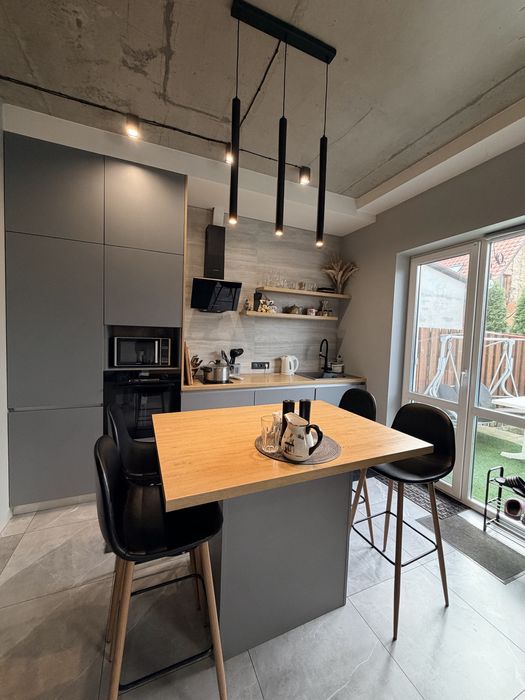 Оренда чудового дуплекса в Садах