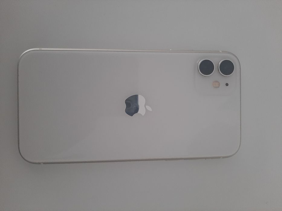 Vendo iPhone original : obs somente em dinheiro.