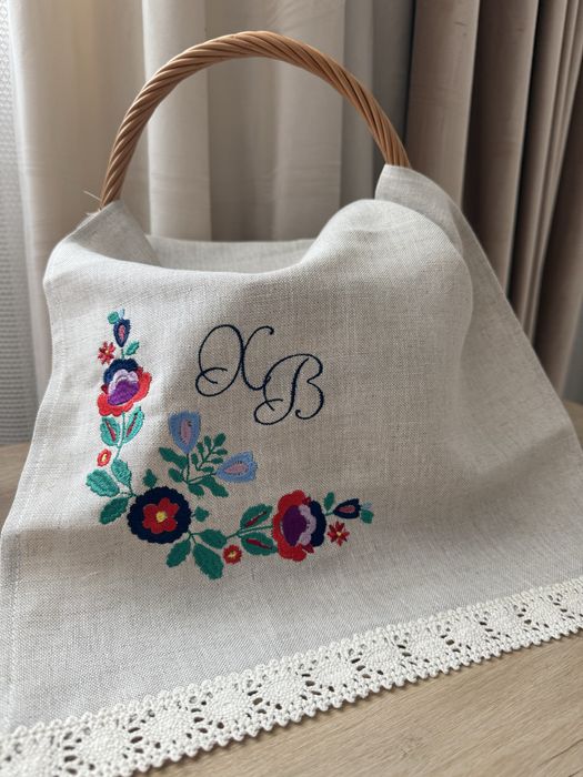 Вишитий рушник великодній на льоні на кошик