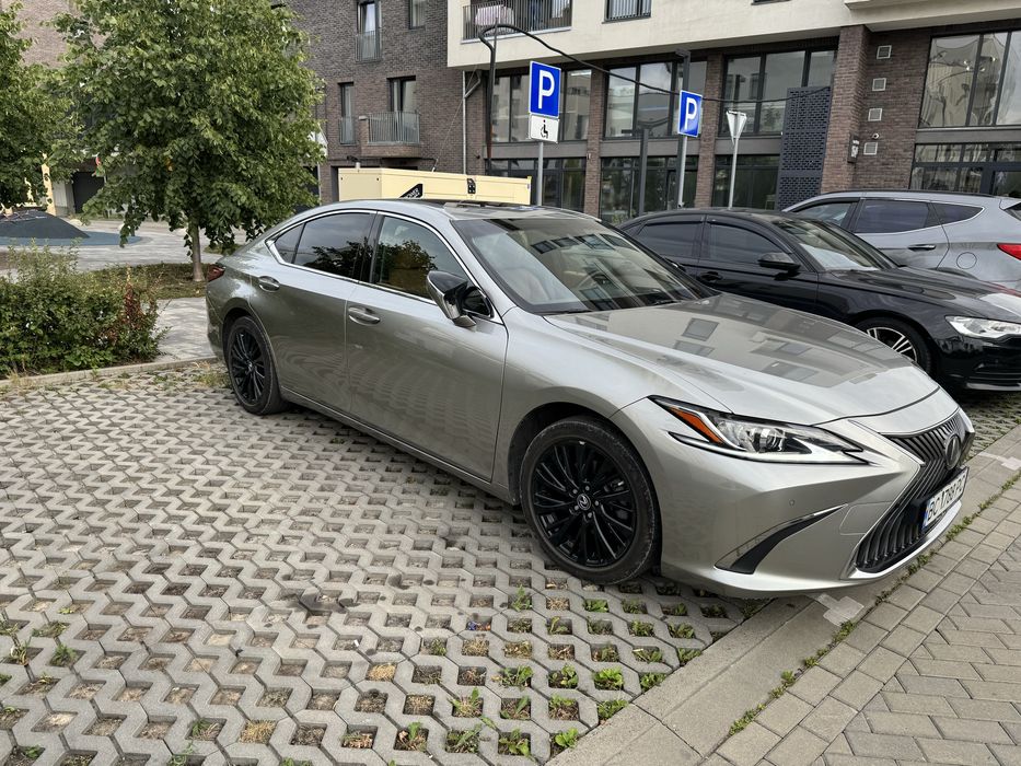 Lexus ES 250 Miyata 2021 | ОФІЦІАЛ | 86 700 км | БЕЗ ДТП | ГАРАНТІЯ ДО 2031