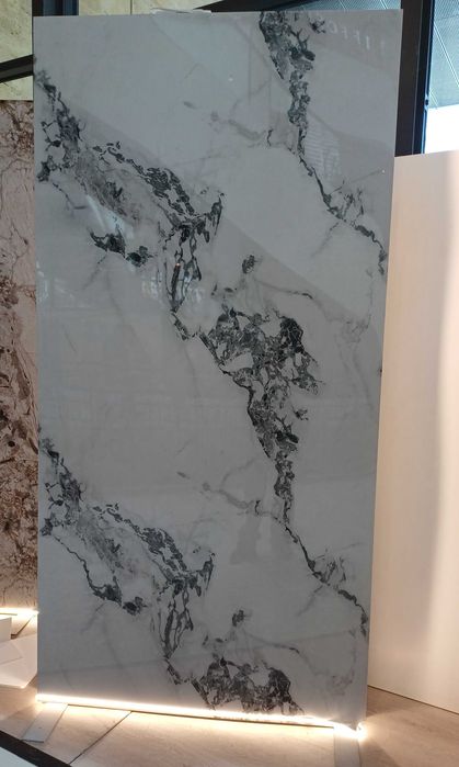 PLACAS DECORATIVAS PVC 2,44X1,22X3.5MM