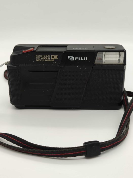 Câmara Fuji DL-200