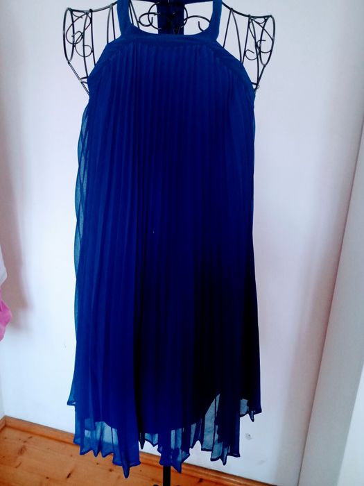 Sukienka habrowa Guess