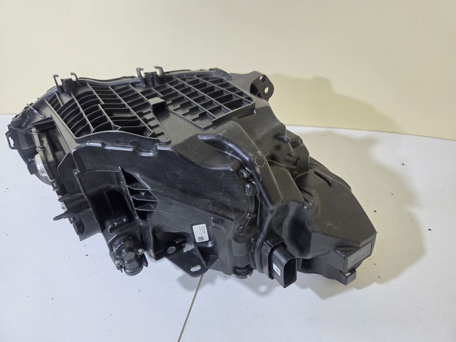 Фара ліва Volvo XC40 2023-2026 Pixel USA