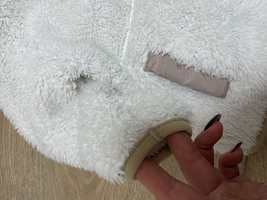 Тепла кофтина Reebok для дівчинки 92