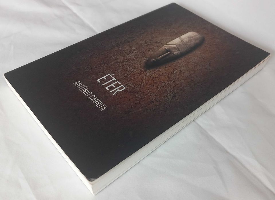 Livro Éter de António Cabrita [Portes Grátis]