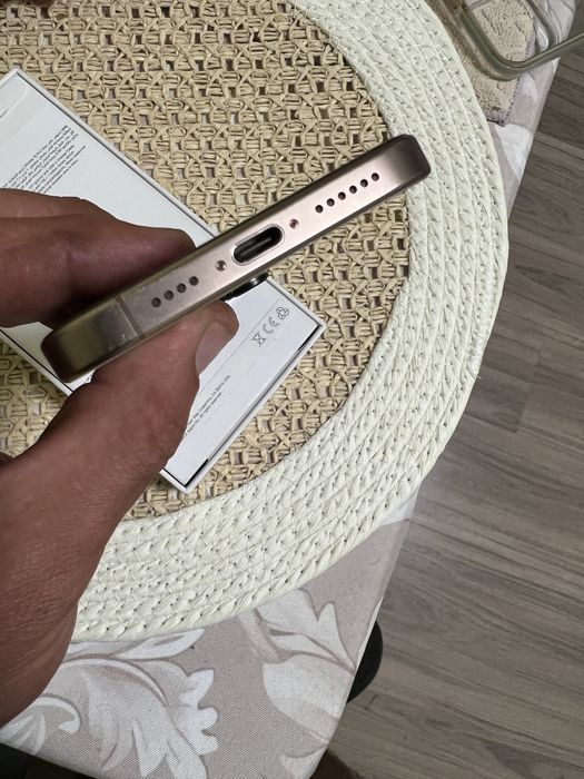 Apple iPhone 16 Pro Max 256GB в цвете Desert Titanium