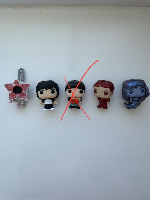 Фігурки кіндер stranger things