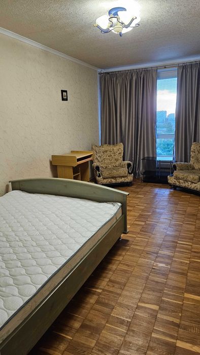 Сдам 1 комнатную кв-ру ул. Януша Корчака 64 м. Нивки пешком  15 мин.