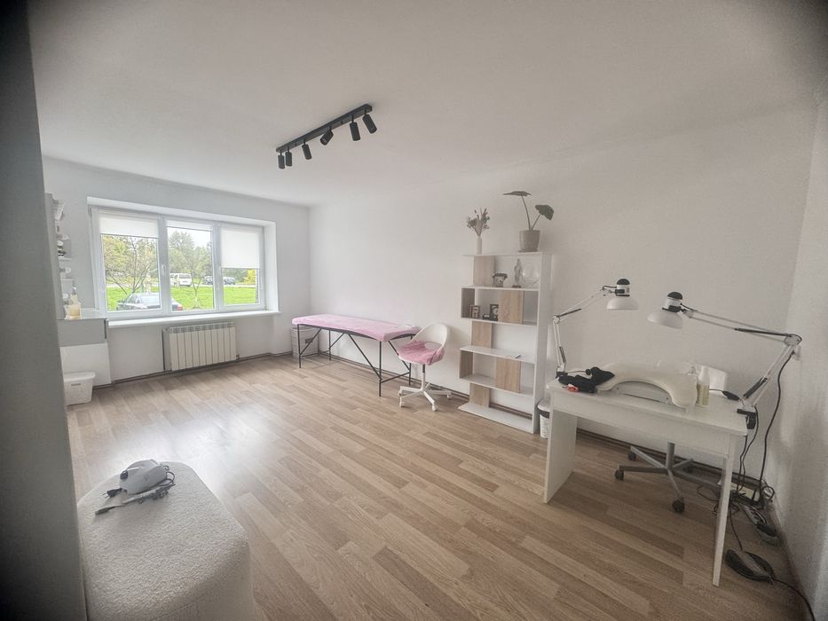 Здаться на довгострокову оренду приміщення