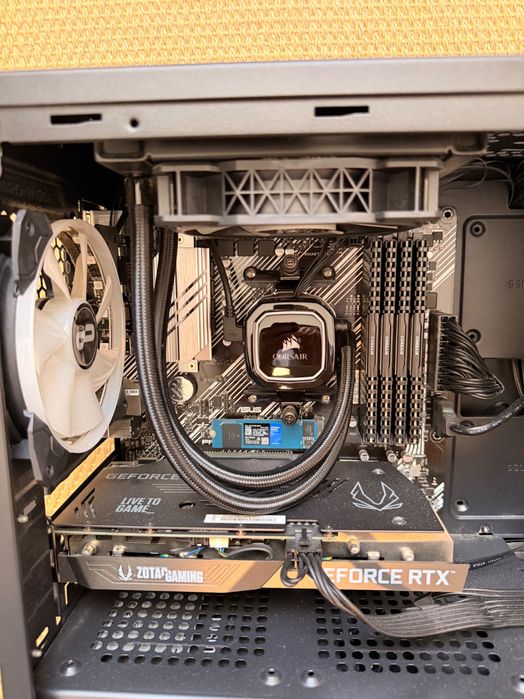 Desktop Ryzen 5 & RTX 3060 (como Novo)