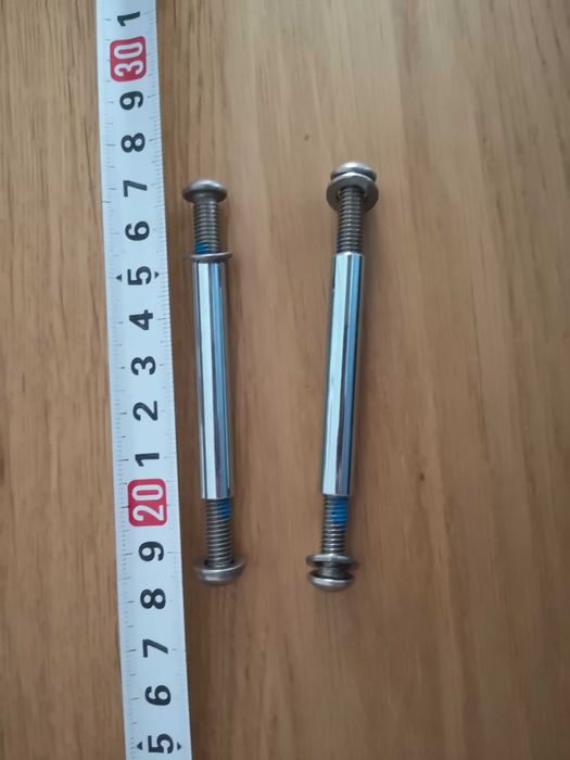 Oś ośka kółka przedniego wózka inwalidzkiego długość 53mm średnica 8mm