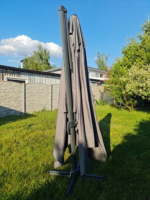 Parasol ogrodowy