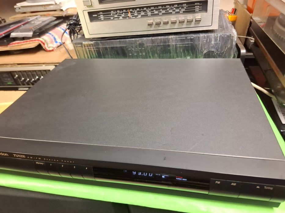 Tuner Harman/Kardon TU-9200