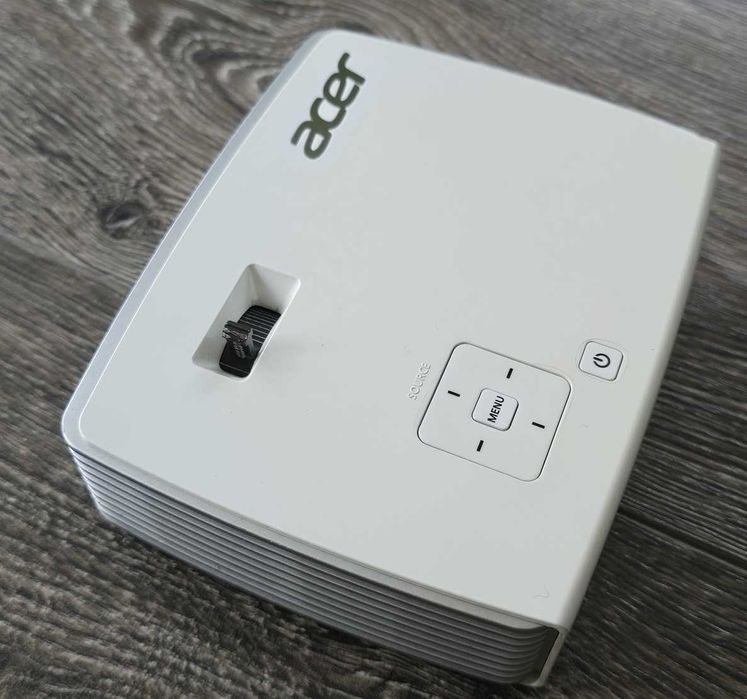 # Projektor Acer K132 LED mały zgrabny WXGA FHD #