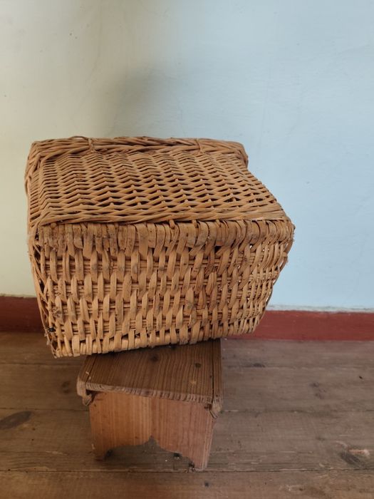 Cesto de antigo em óptimo estado