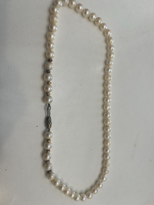 COLAR VINTAGE DE PÉROLAS DE CULTURA – ELEGANTE E INTEMPORAL