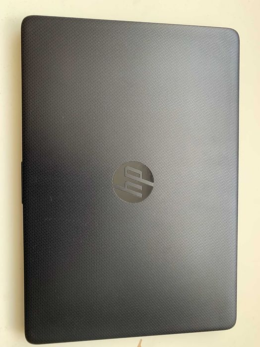 Laptop HP DDR4-8GB SSD Bateria 6h Jak Nowy !!