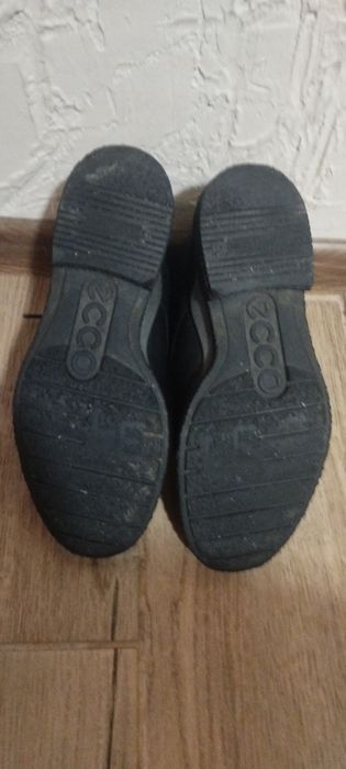 Женские ботинки  ECCO. Зимние.  39