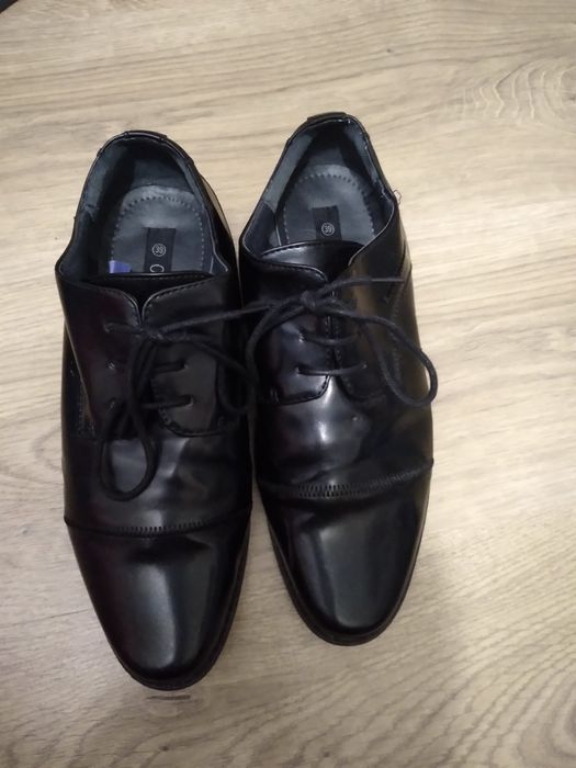 Buty do garnituru rozmiar 39