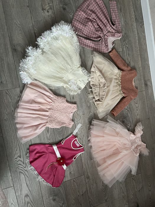 Дитячі плаття, сукні святкові на 2 р