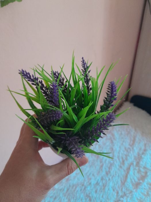 Sprzedam sztuczną roślinę