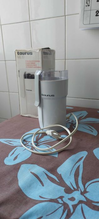 Moinho café Taurus MS 50