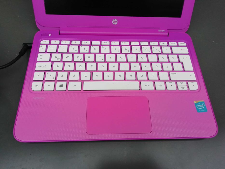 hp dts intel inside laptop retro windows 8 mały zgrabny pink